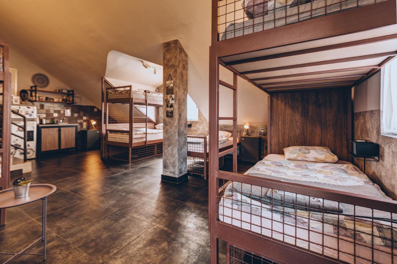 Q Podgorica Beds,Rooms And More Exterior foto